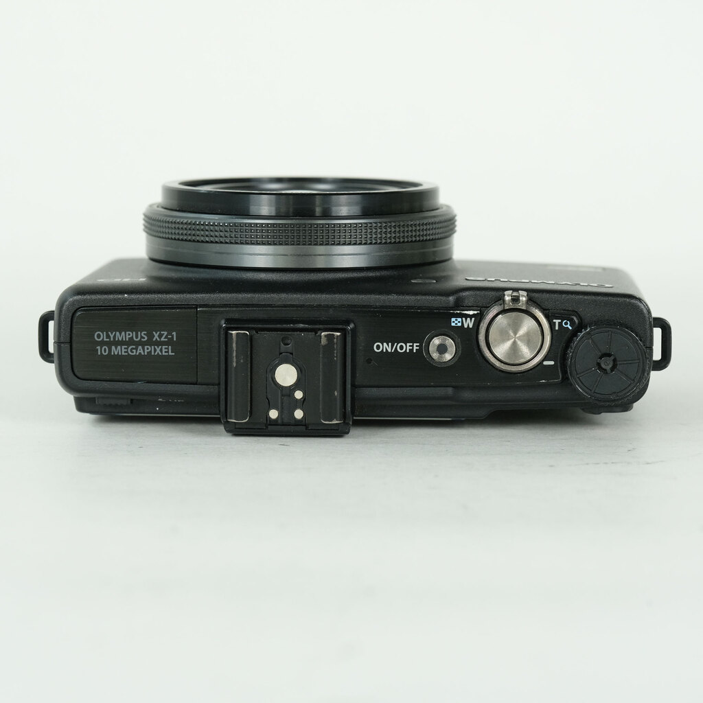 OLYMPUS XZ-1 ブラック