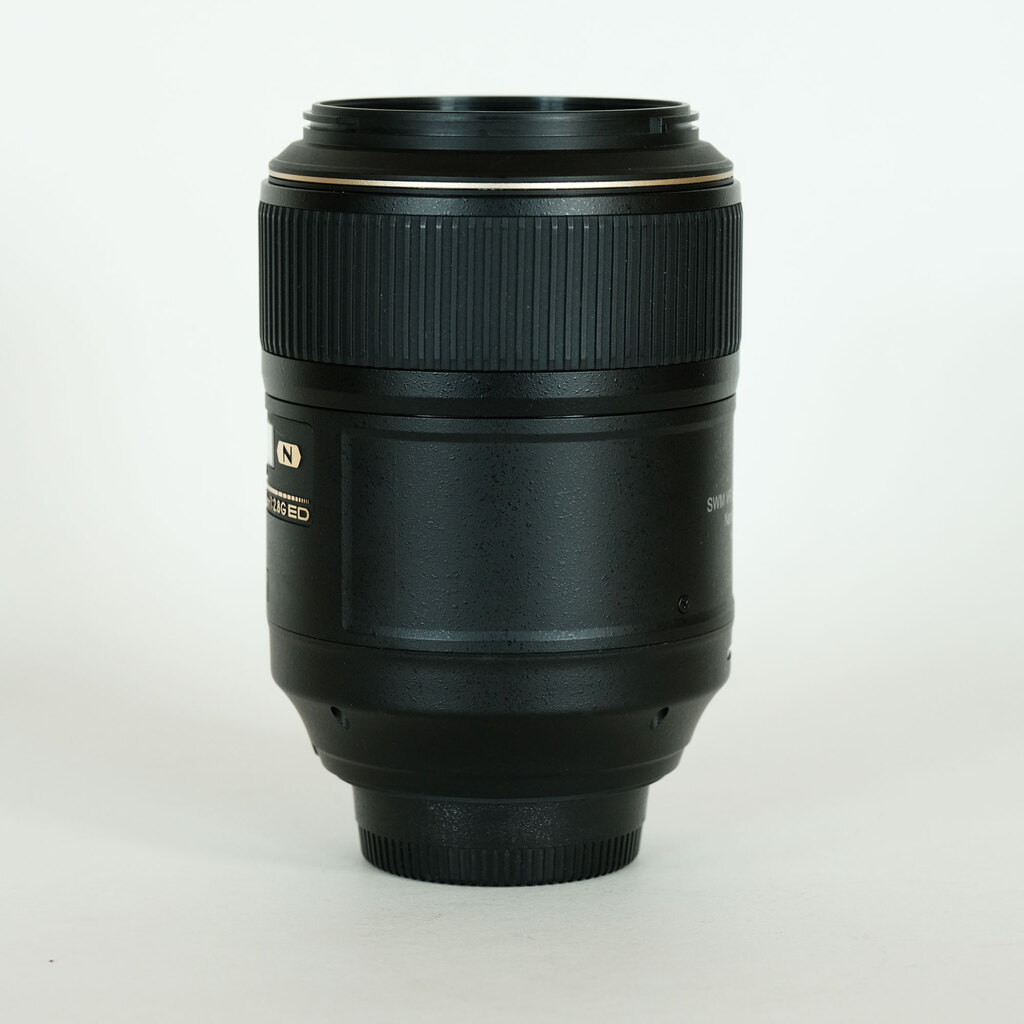 Nikon AF-S VR Micro-Nikkor 105mm f/2.8G IF-ED