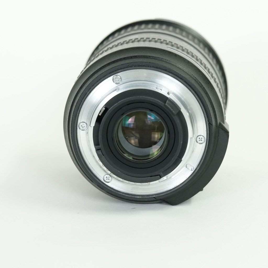 Nikon AF-S DX NIKKOR 18-200mm F3.5-5.6G ED VR II