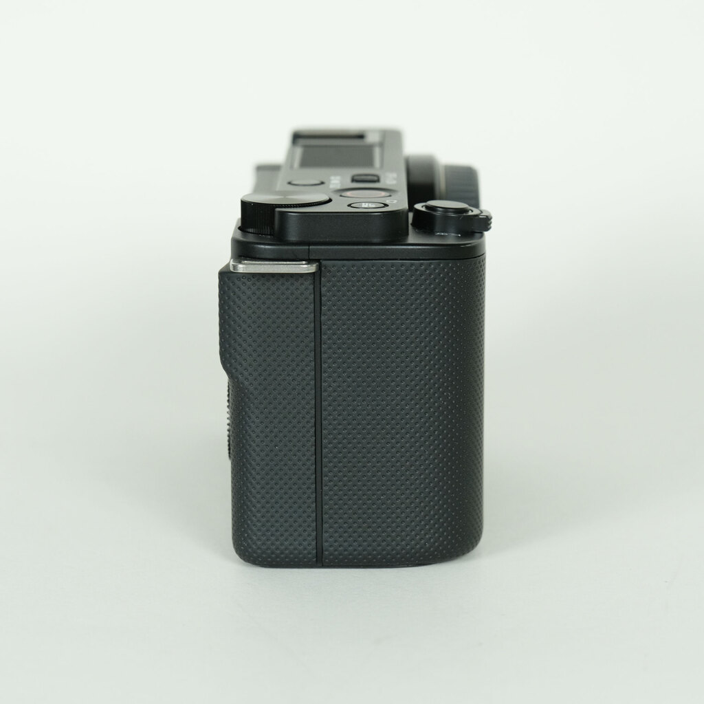 SONY VLOGCAM ZV-E10 [�{�f�B �u���b�N]
