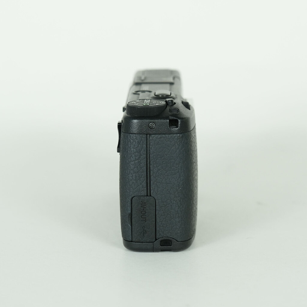 RICOH GR DIGITAL II