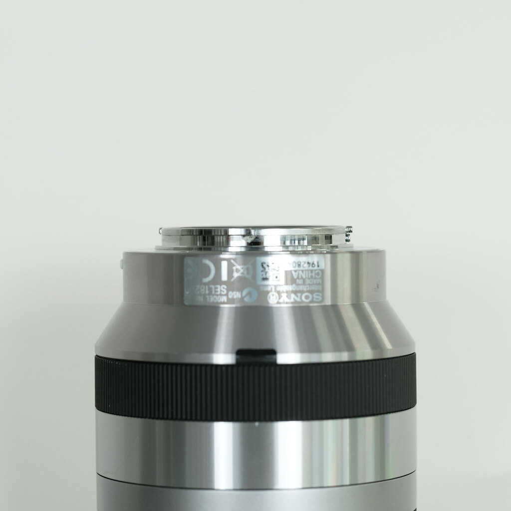 SONY E18-200mm F3.5-6.3 OSS SEL18200