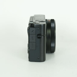 SONY Cyber-shot DSC-RX100M7