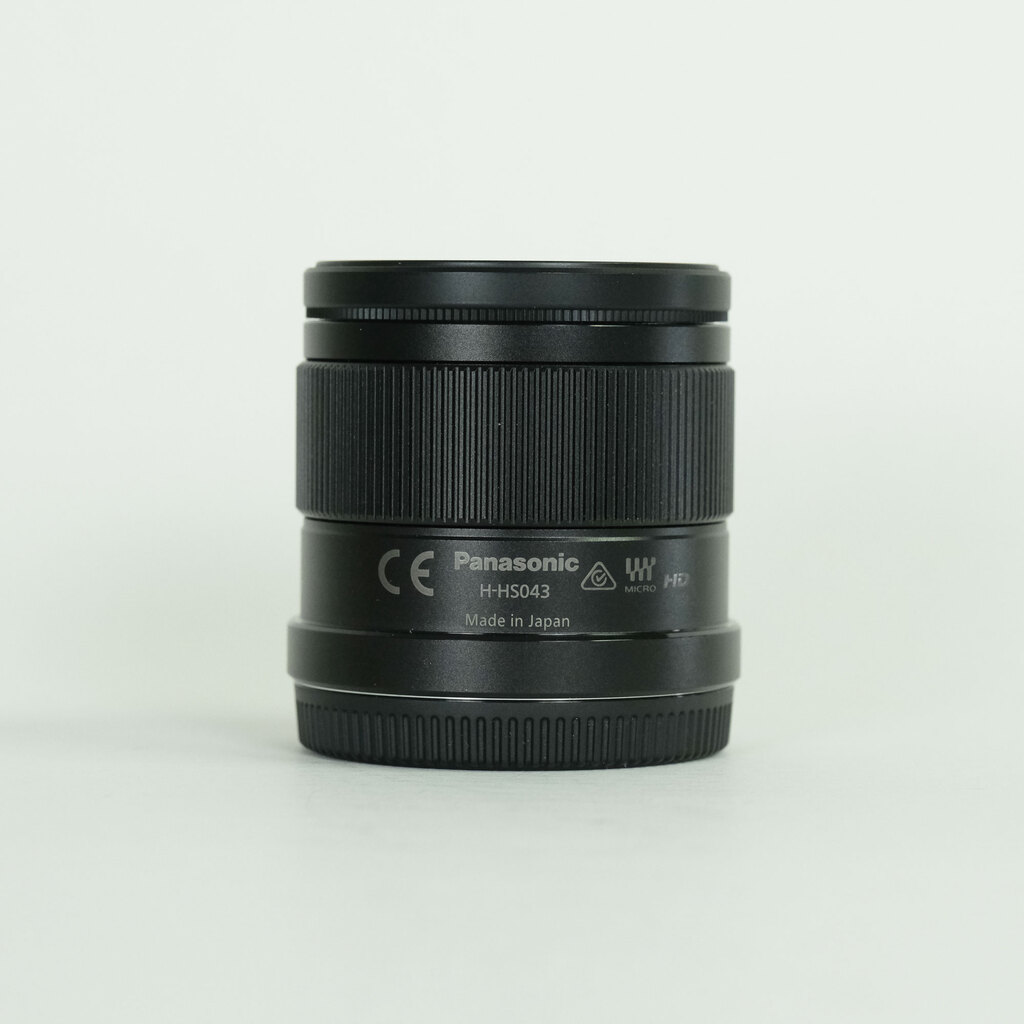 Panasonic LUMIX G 42.5mm / F1.7 ASPH. / POWER O.I.S.