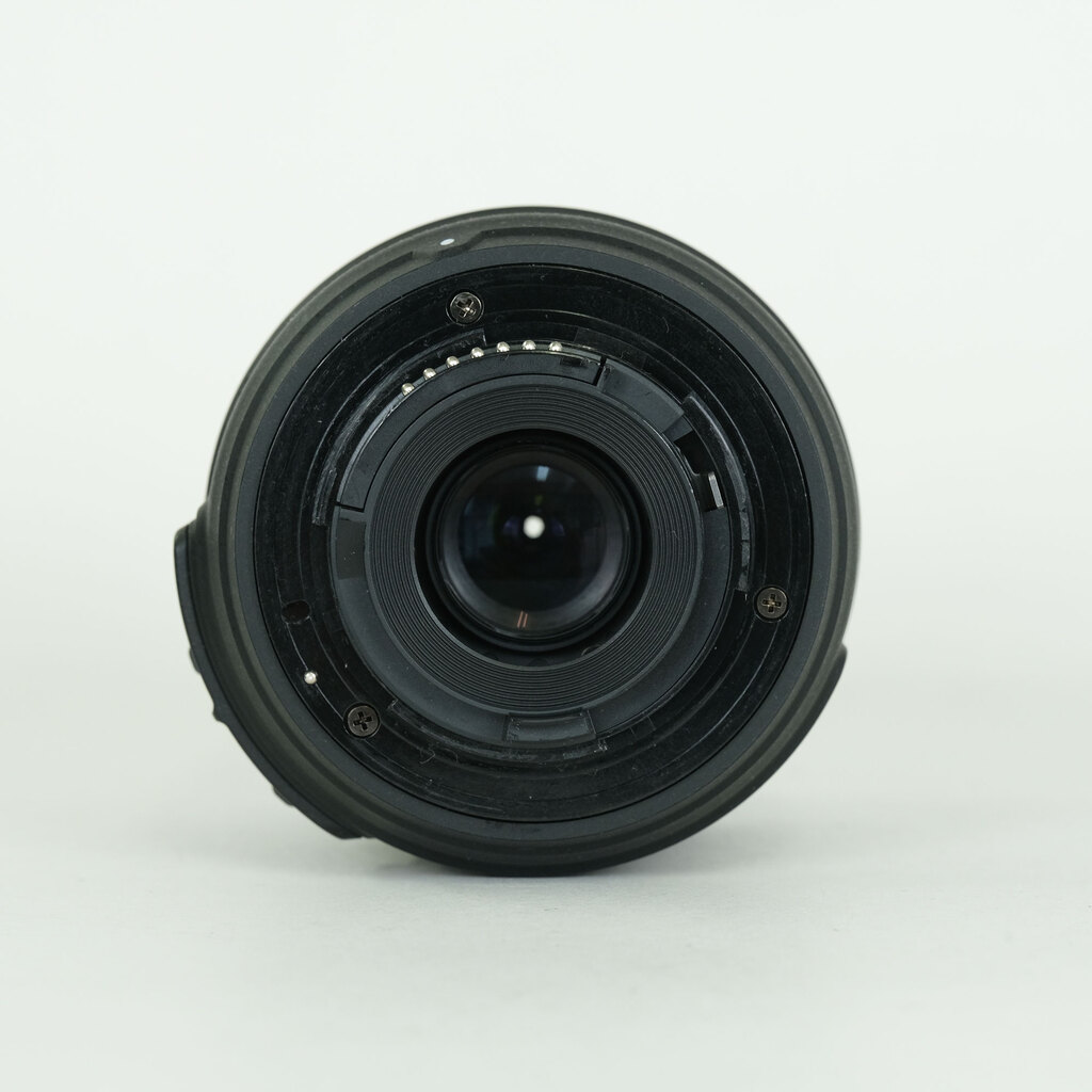 Nikon AF-S DX NIKKOR 18-55mm F3.5-5.6 G VR
