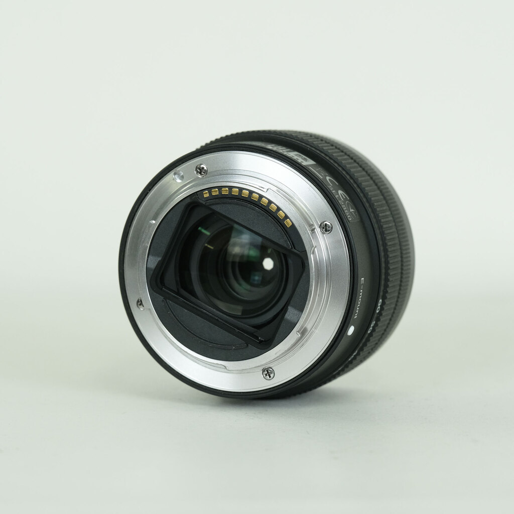 SONY FE 28-60mm F4-5.6 SEL2860 SONY FE 28-60mm F4-5.6 SEL2860