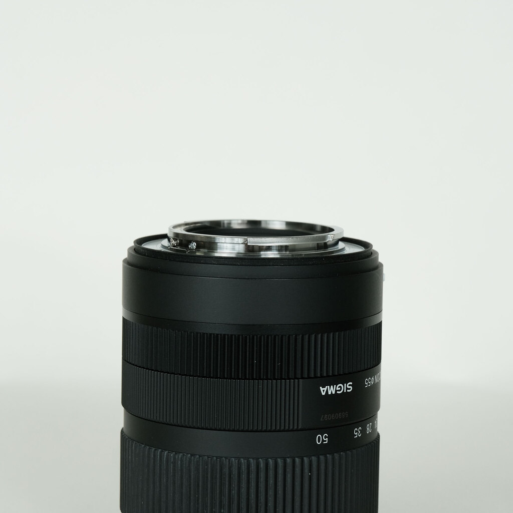 SIGMA 18-50mm F2.8 DC DN｜Contemporary [フジフイルムX用]