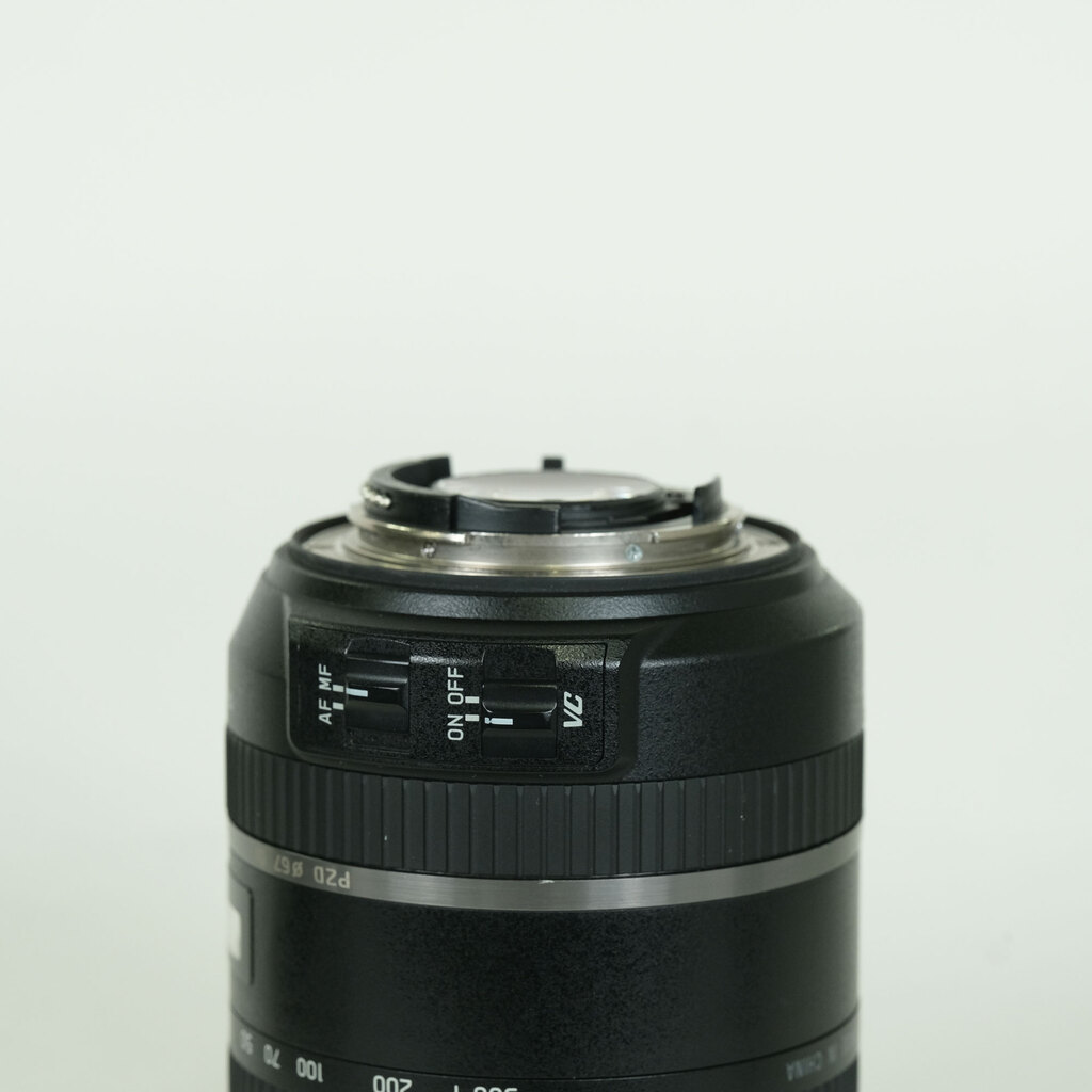 TAMRON 28-300mm F3.5-6.3 Di VC PZD/Model A010N(ニコンF用) TAMRON 28-300mm F3.5-6.3 Di VC PZD/Model A010N(ニコンF用)