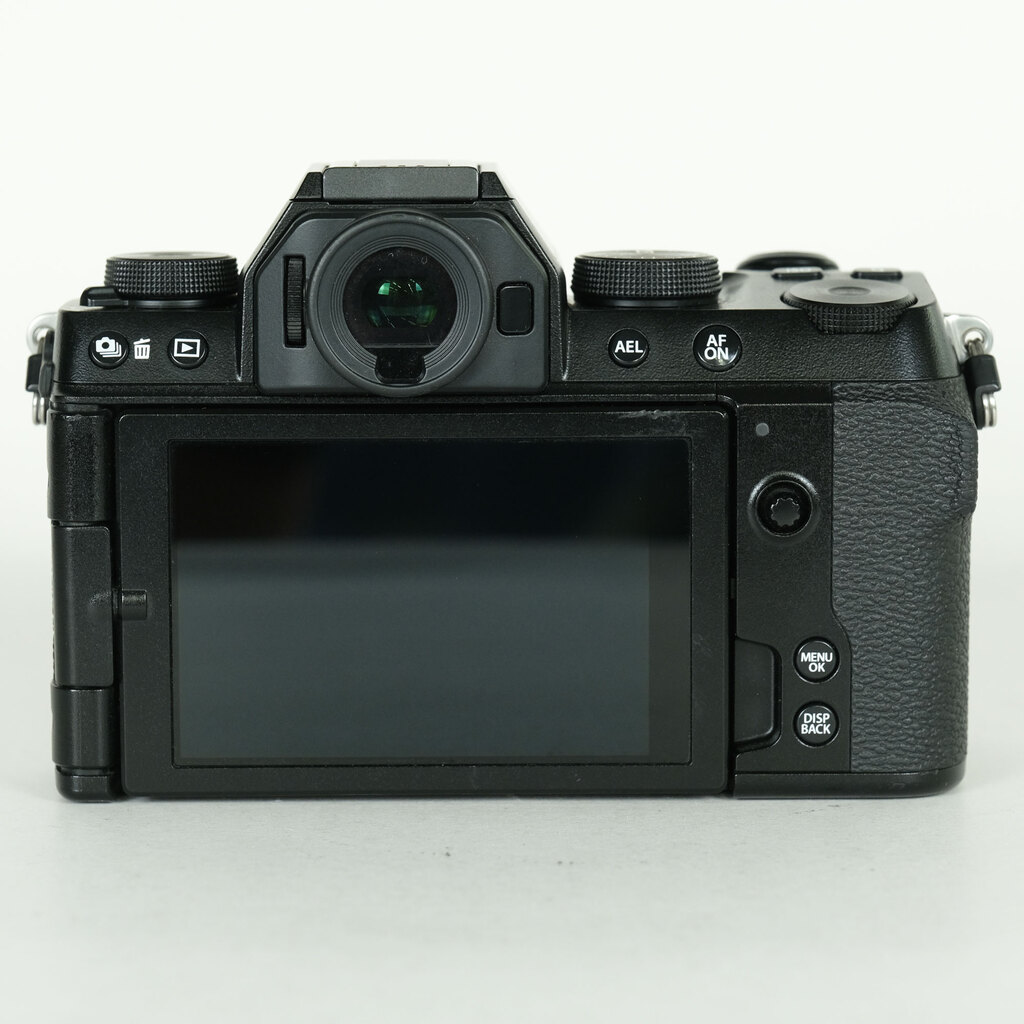 FUJIFILM X-S10の出品 | ONE SCENE（ワンシーン）