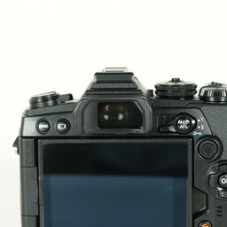 OLYMPUS OM-D E-M1 Mark III