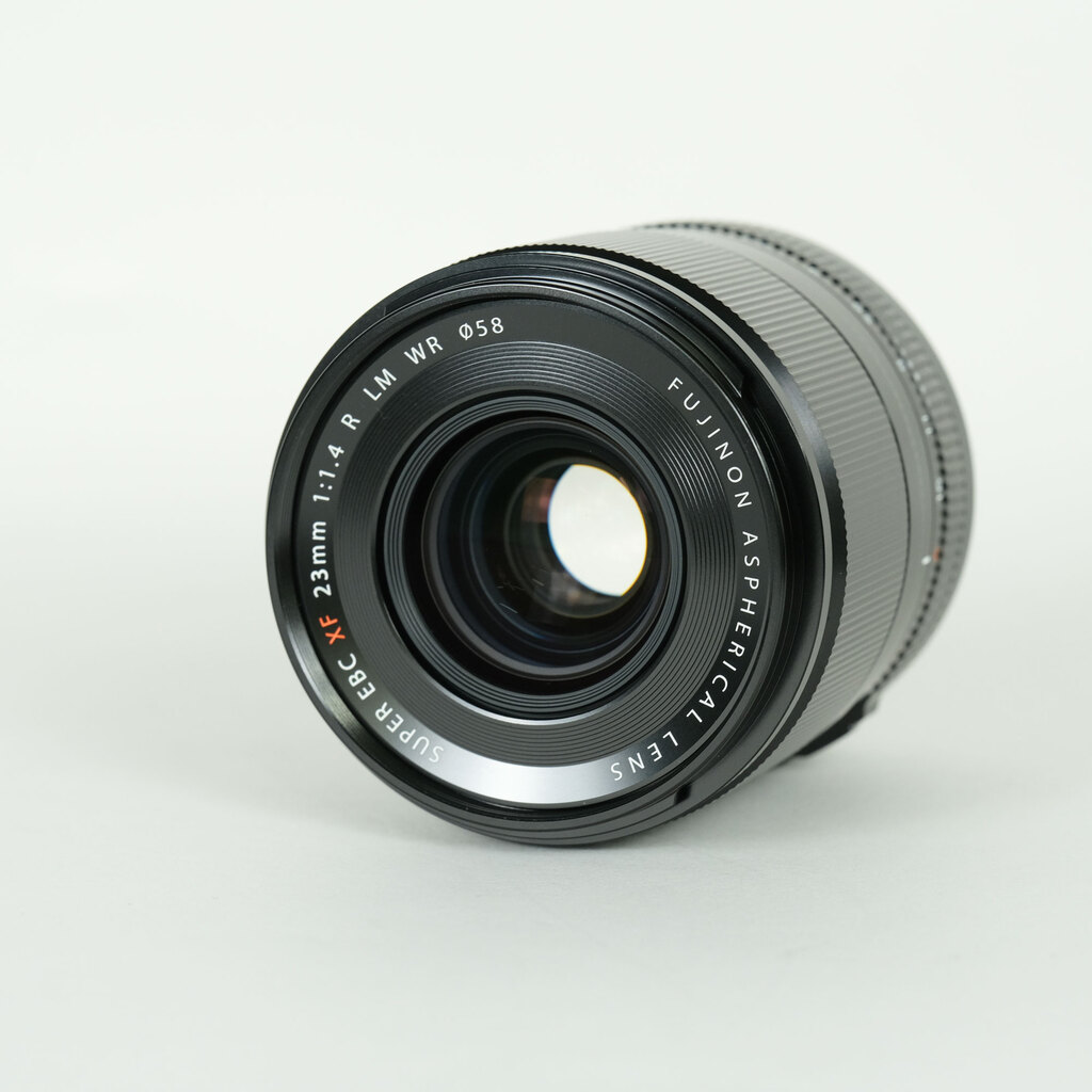 FUJIFILM XF23mmF1.4 R LM WRの出品 | ONE SCENE（ワンシーン）