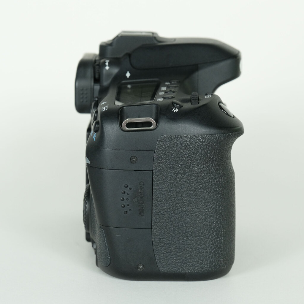 Canon EOS 80D