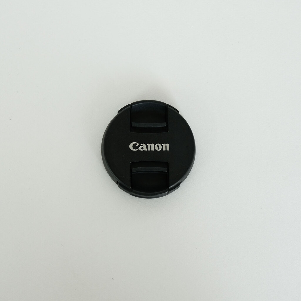 Canon RF50mm F1.8 STM