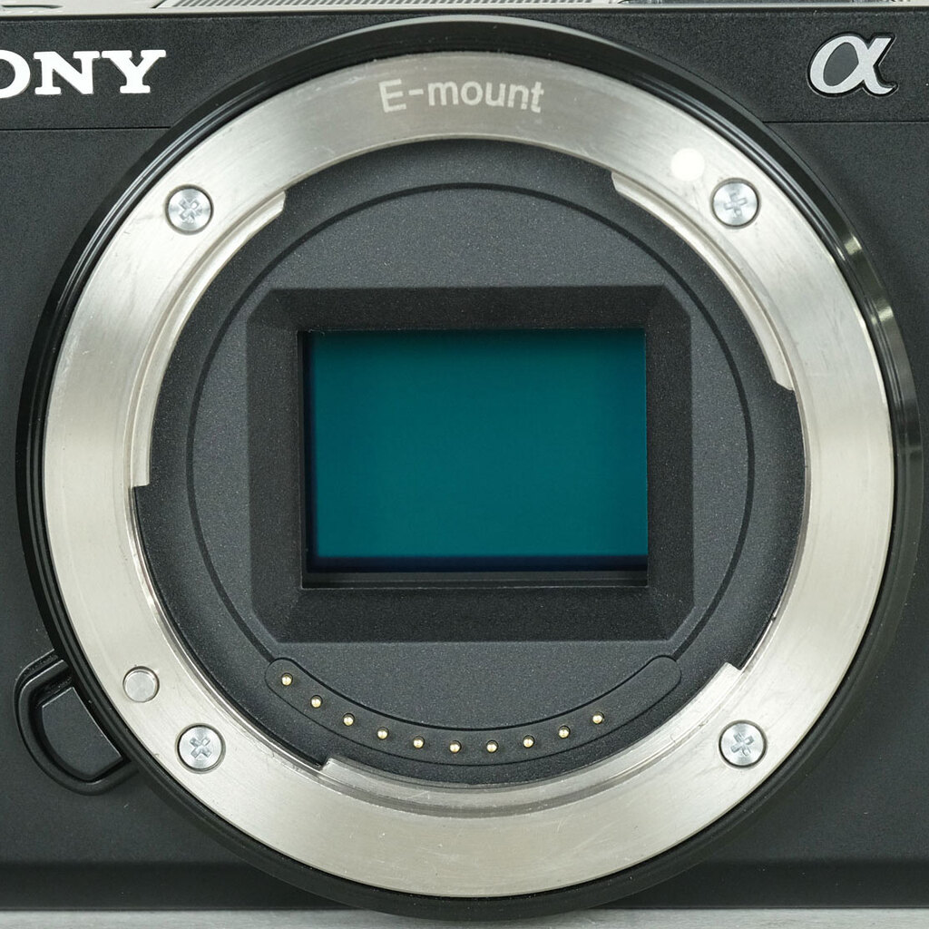 SONY VLOGCAM ZV-E10