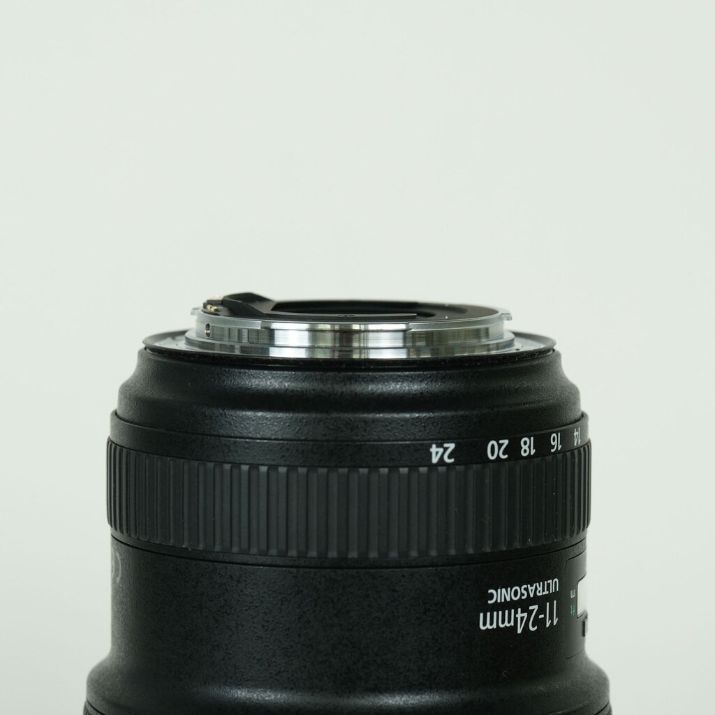 Canon EF11-24mm F4L USMの出品 | ONE SCENE（ワンシーン）