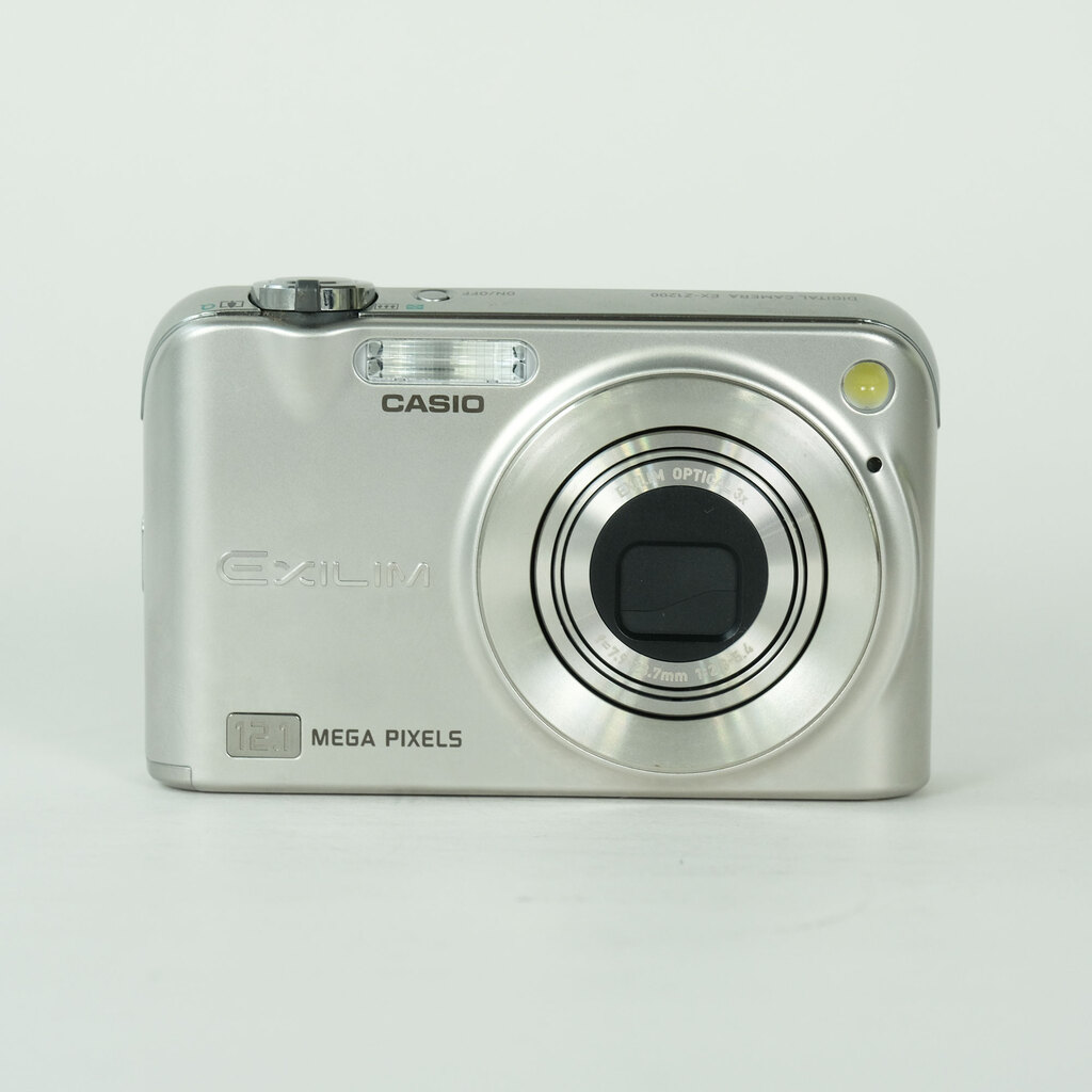 CASIO EXILIM ZOOM EX-Z1200-S シルバーの出品 | ONE SCENE（ワンシーン）