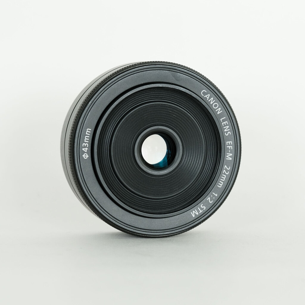 Canon EF-M22mm F2 STM Canon EF-M22mm F2 STM