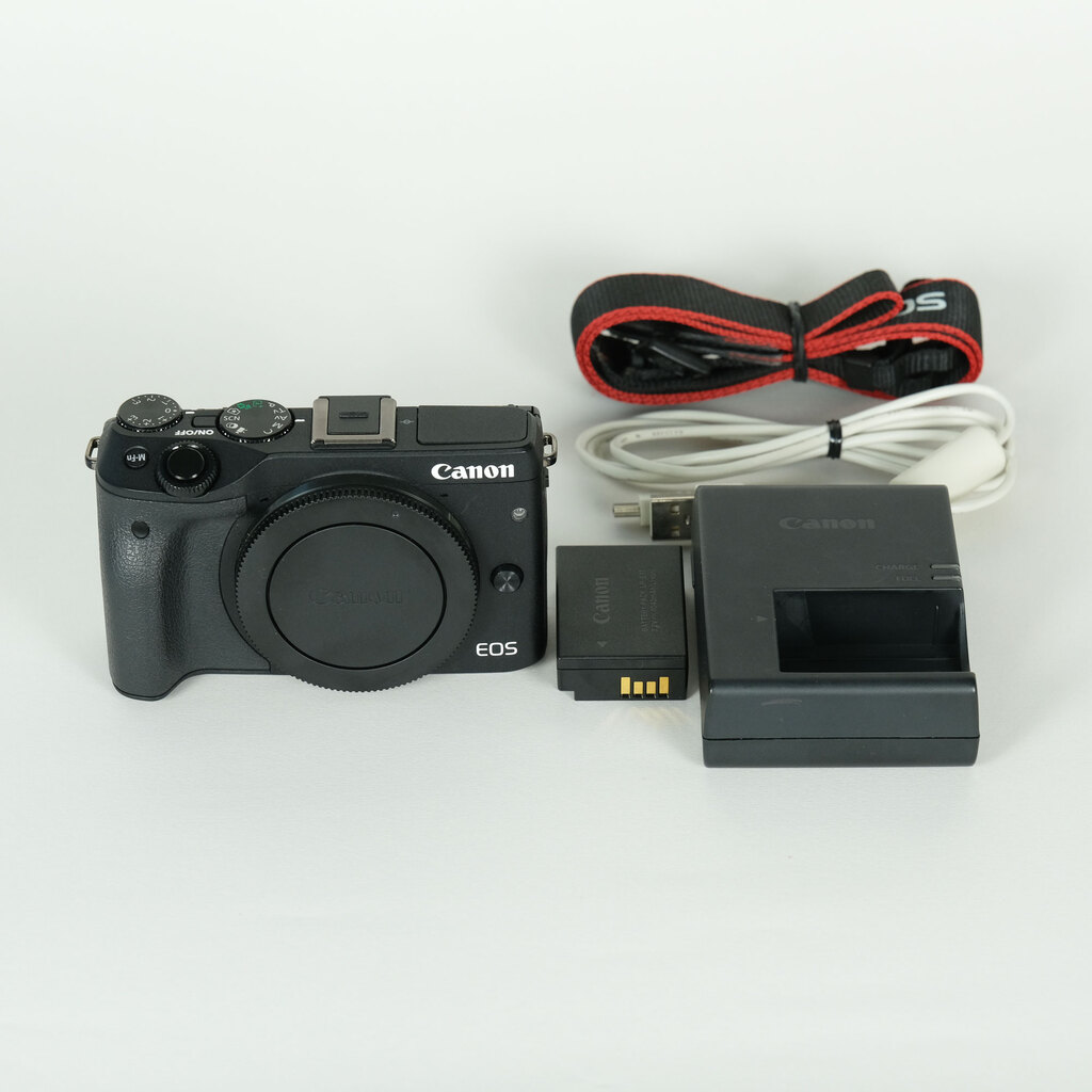 Canon EOS M3 ボディ ブラックの出品 | ONE SCENE（ワンシーン）