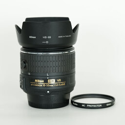 Nikon AF-S DX NIKKOR 18-55mm f3.5-5.6G VR II