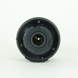 Nikon AF-S DX NIKKOR 18-55mm f3.5-5.6G VR II Nikon AF-S DX NIKKOR 18-55mm f3.5-5.6G VR II