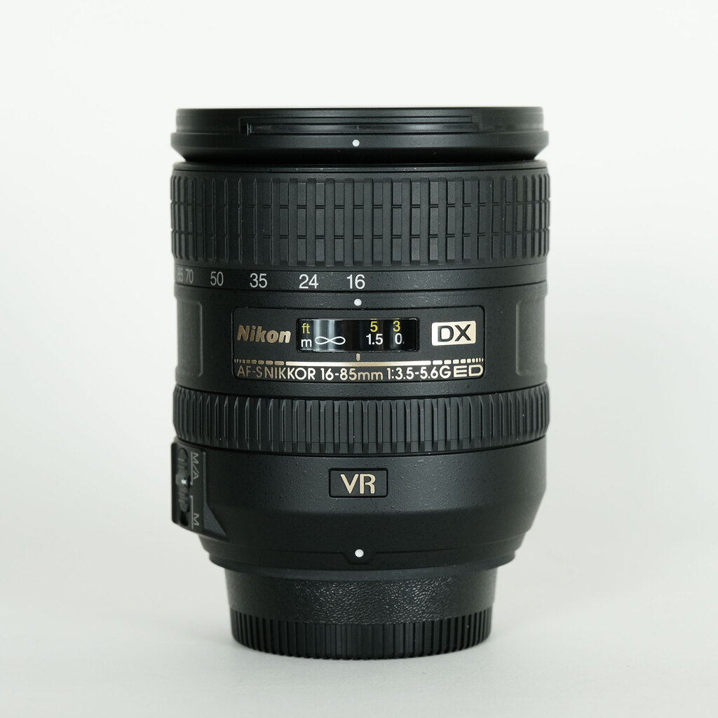 Nikon AF-S DX NIKKOR 16-85mm F3.5-5.6G ED VR