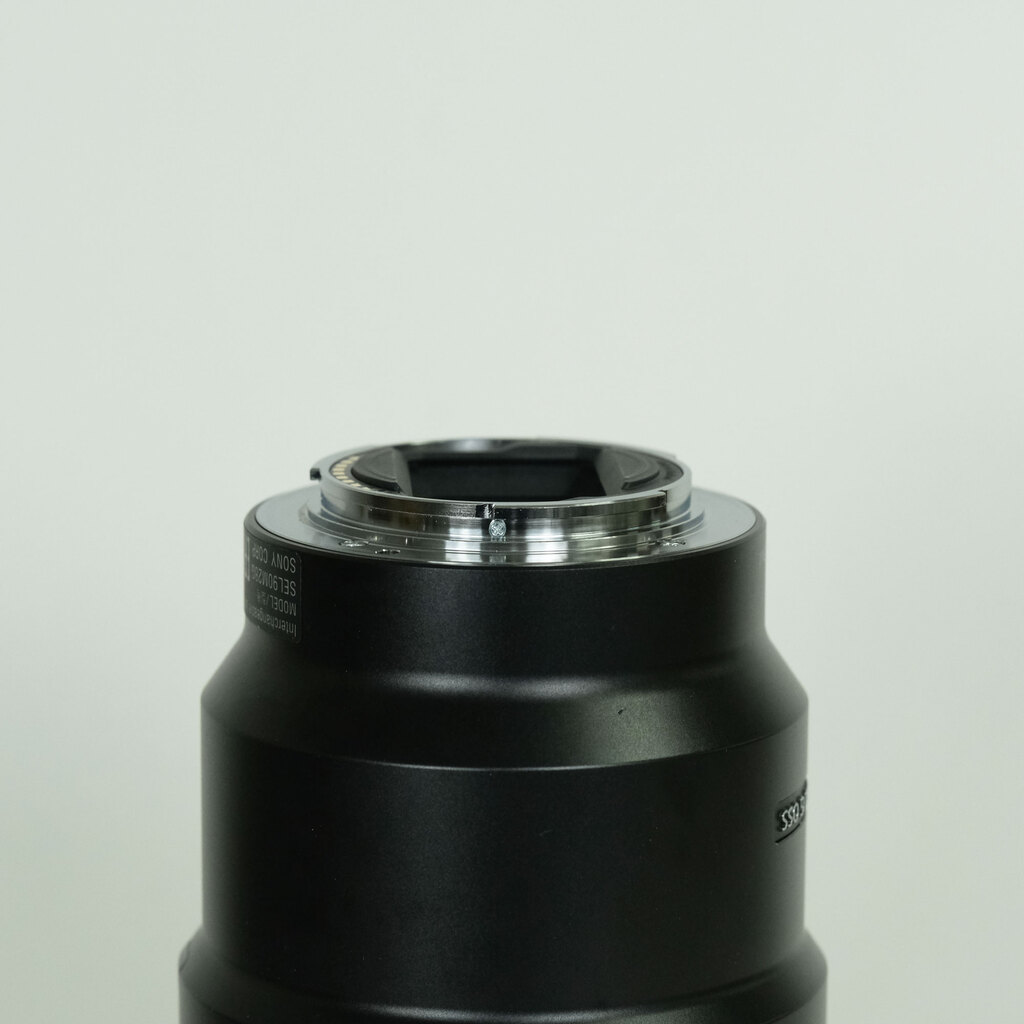 SONY FE 90mm F2.8 Macro G OSS SEL90M28G