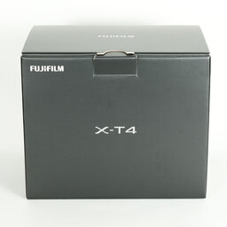 FUJIFILM X-T4