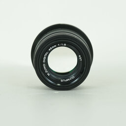 OLYMPUS M.ZUIKO DIGITAL 45mm F1.8