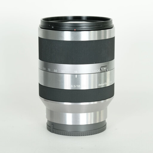 SONY E18-200mm F3.5-6.3 OSS SEL18200