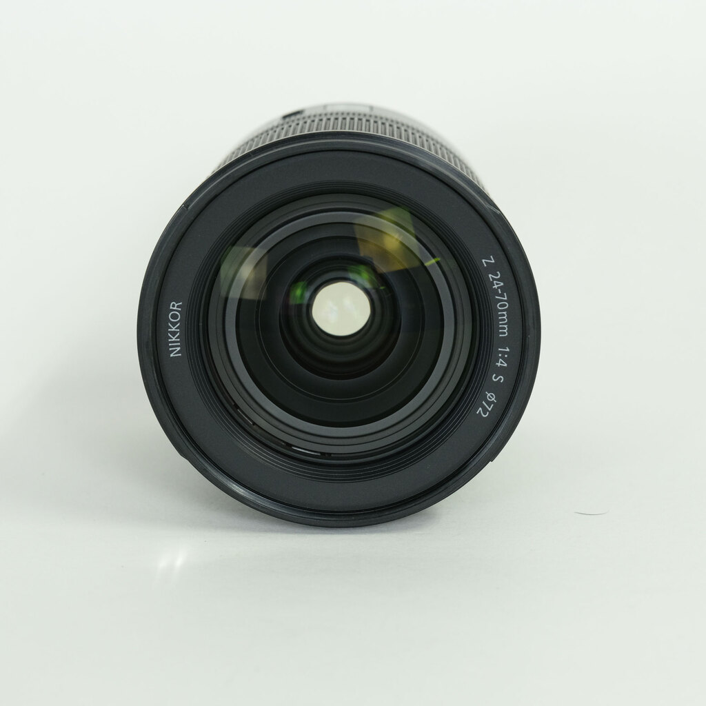 Nikon NIKKOR Z 24-70mm f/4 S Nikon NIKKOR Z 24-70mm f/4 S