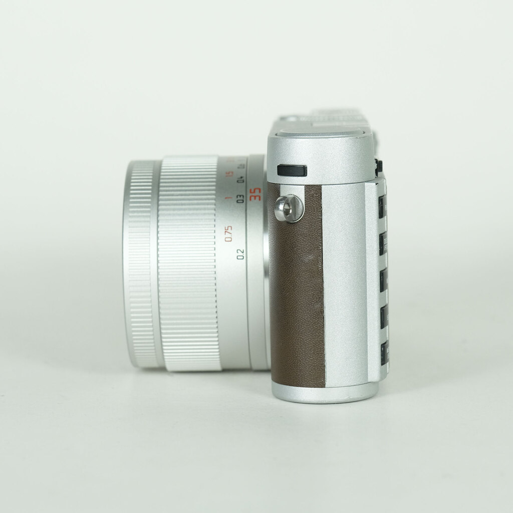 LEICA X(Typ113) �V���o�[