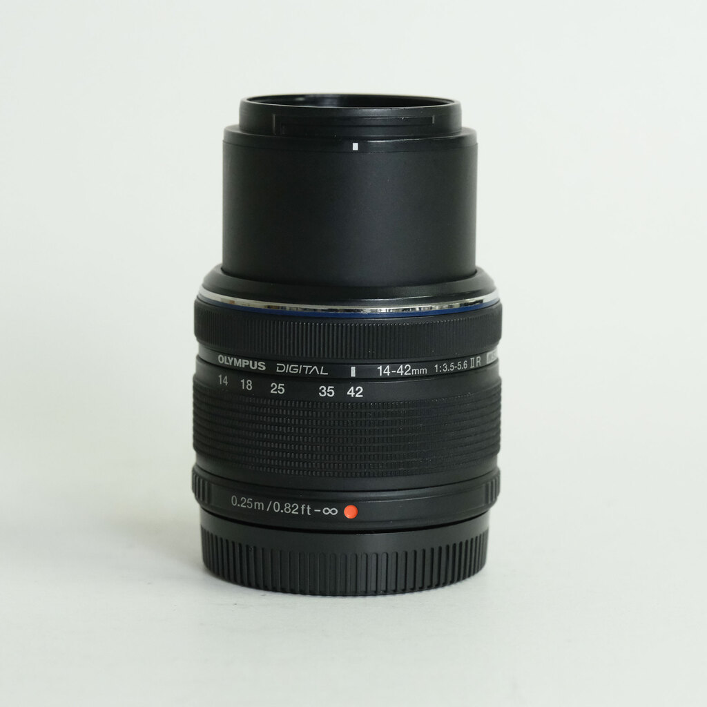 OLYMPUS M.ZUIKO DIGITAL 14-42mm F3.5-5.6IIR ブラック