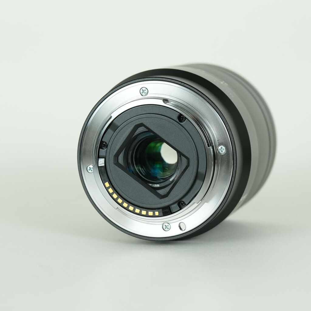 SONY Vario-Tessar T＊ E 16-70mm F4 ZA OSS SEL1670Z