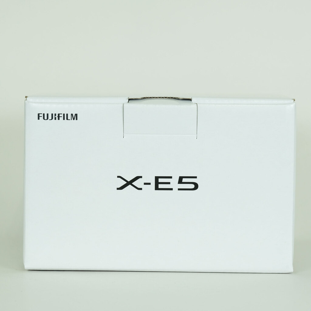 FUJIFILM X-E5