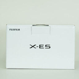 FUJIFILM X-E5