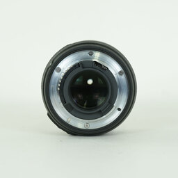 Nikon AF-S DX NIKKOR 35mm f/1.8G Nikon AF-S DX NIKKOR 35mm f/1.8G