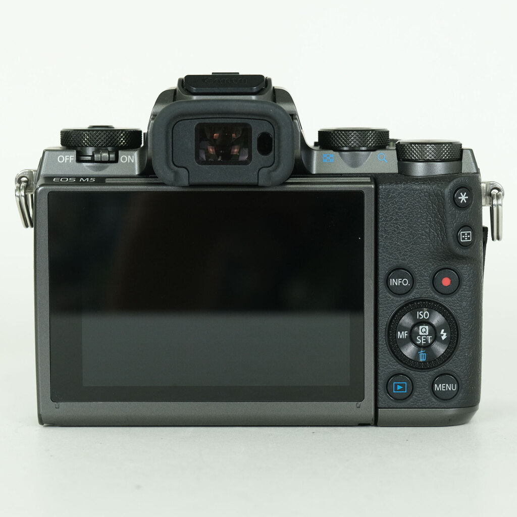 Canon EOS M5 Canon EOS M5