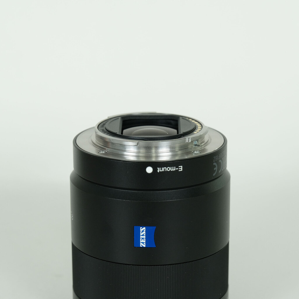 値下げ中！Sonnar T* FE 55mm F1.8 ZA　SEL55F18Z SONY Sonnar T* FE 55mm F1.8 ZA SEL55F18Zの出品 | ONE SCENE（ワン