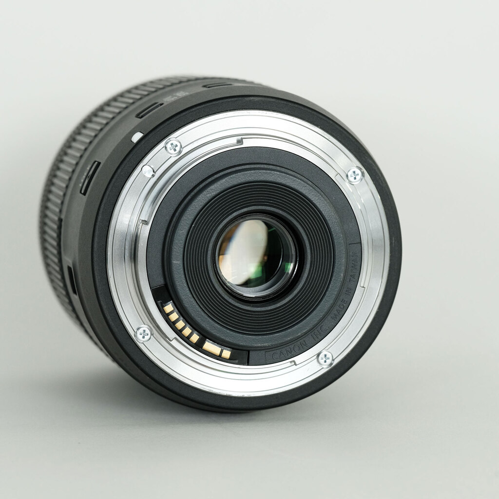 Canon EF-S18-135mm F3.5-5.6 IS USM