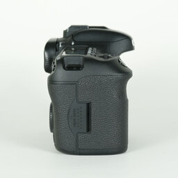Canon EOS 7D Mark II