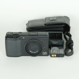 RICOH GR DIGITAL II