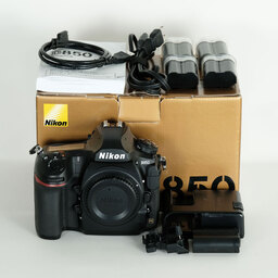 Nikon D850