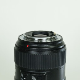 Canon EF24-105mm F4L IS II USM Canon EF24-105mm F4L IS II USM