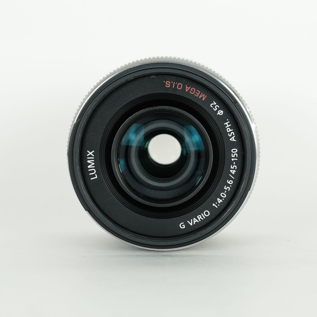 Panasonic LUMIX G VARIO 45-150mm / F4.0-5.6 ASPH. / MEGA O.I.S.