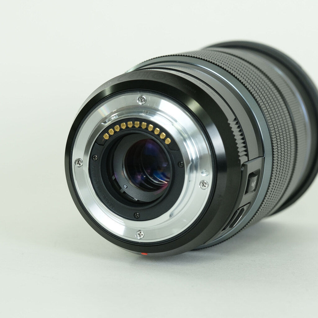 OLYMPUS M.ZUIKO DIGITAL ED 12-100mm F4.0 IS PRO OLYMPUS M.ZUIKO DIGITAL ED 12-100mm F4.0 IS PRO