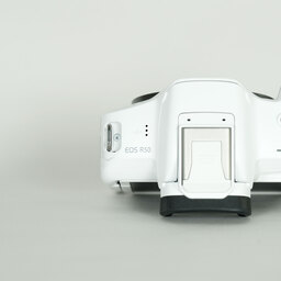 Canon EOS R50