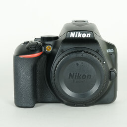 Nikon D3500