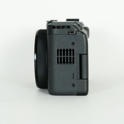 Canon PowerShot V1 Canon PowerShot V1