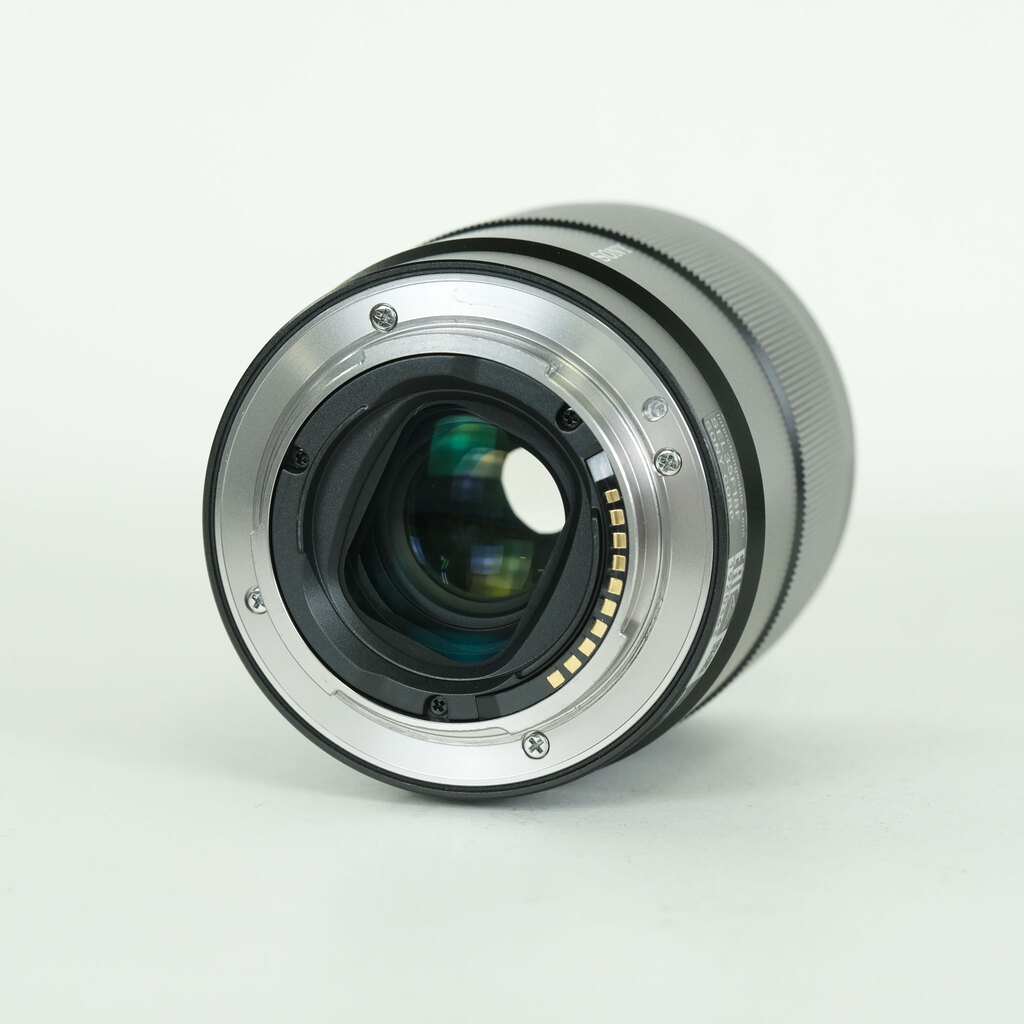 SONY FE 35mm F1.8 SEL35F18F SONY FE 35mm F1.8 SEL35F18F