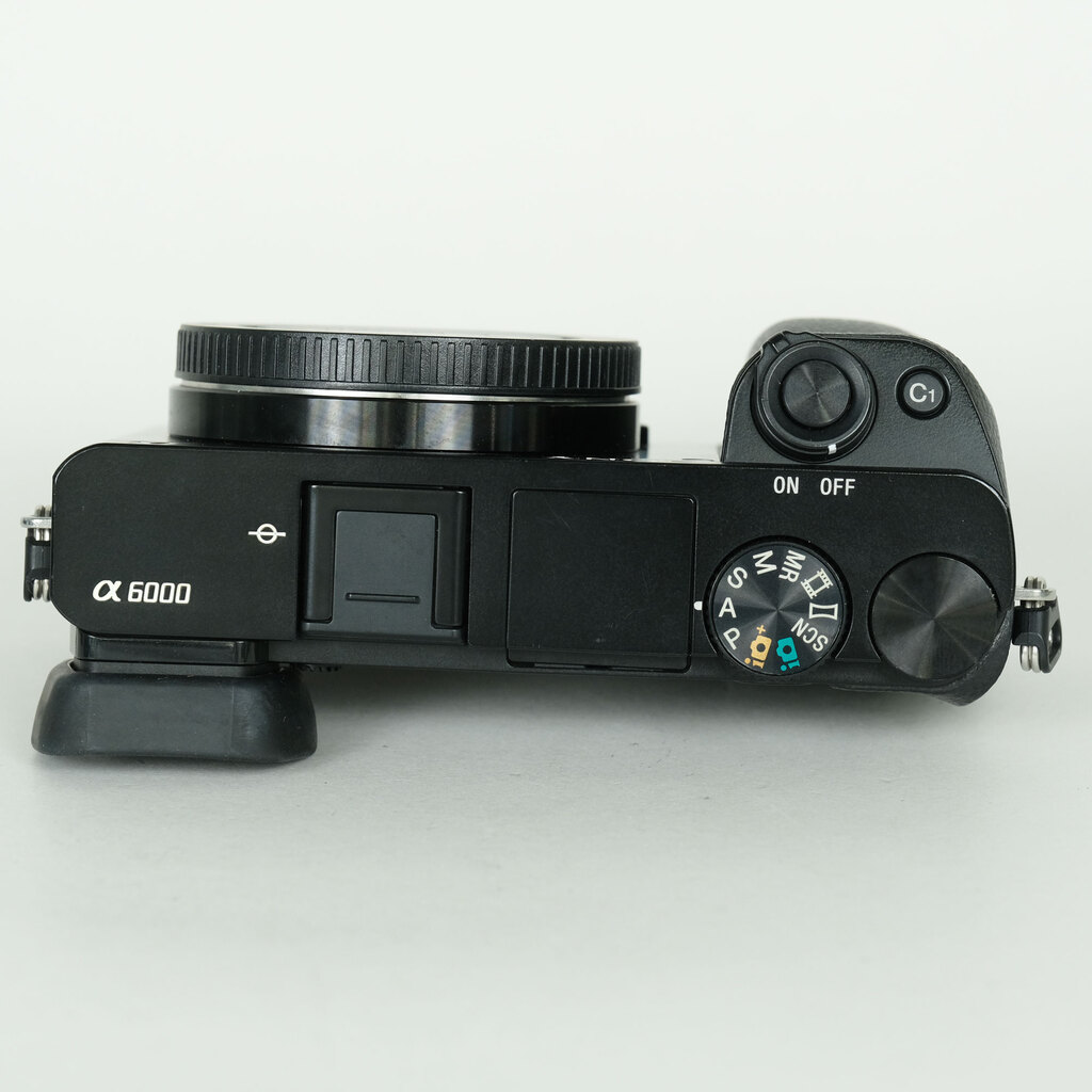 SONY α6000(ILCE-6000) SONY α6000(ILCE-6000)